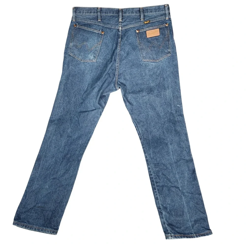 Vintage Wrangler Jeans Men's 40X32 Blue Excellent 13MWZ Cowboy Cut Made in USA - Picture 8 of 11